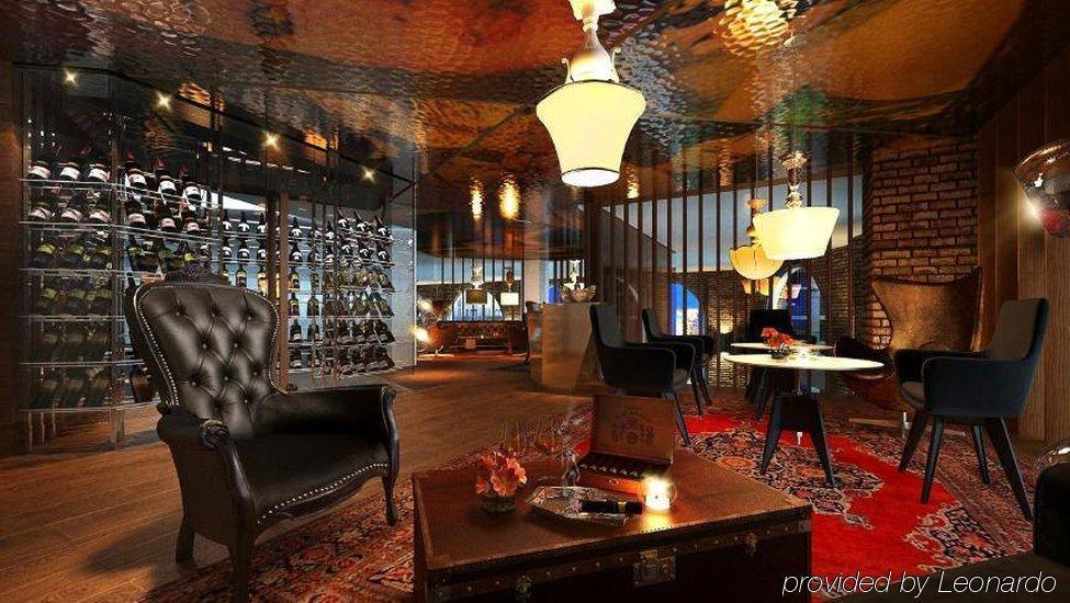 Sky Hotel Kuala Lumpur Bagian luar foto